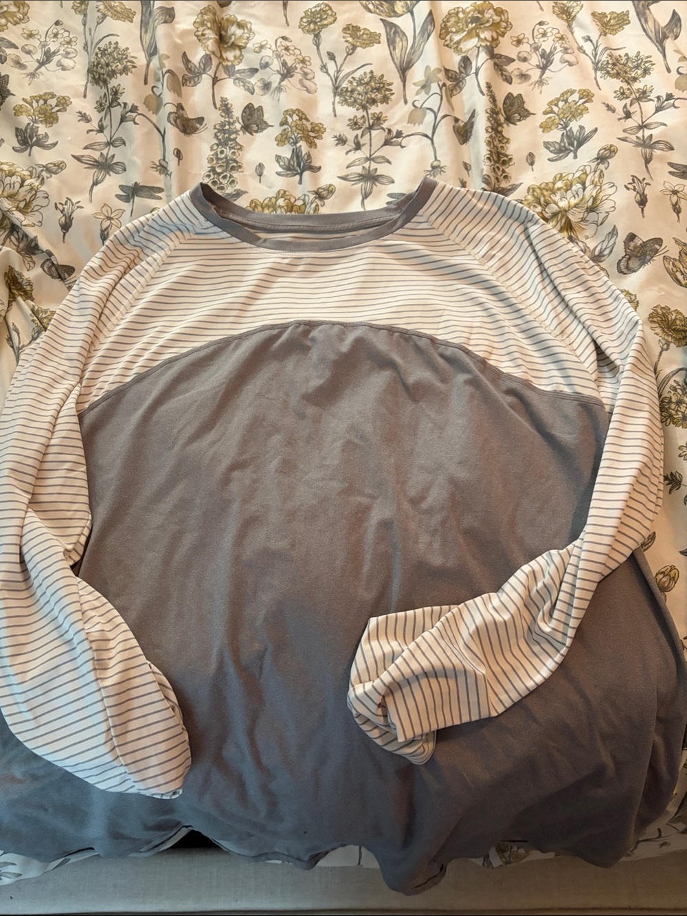 Avia Casual Striped Raglan Long-Sleeve Shirt in Gray and White